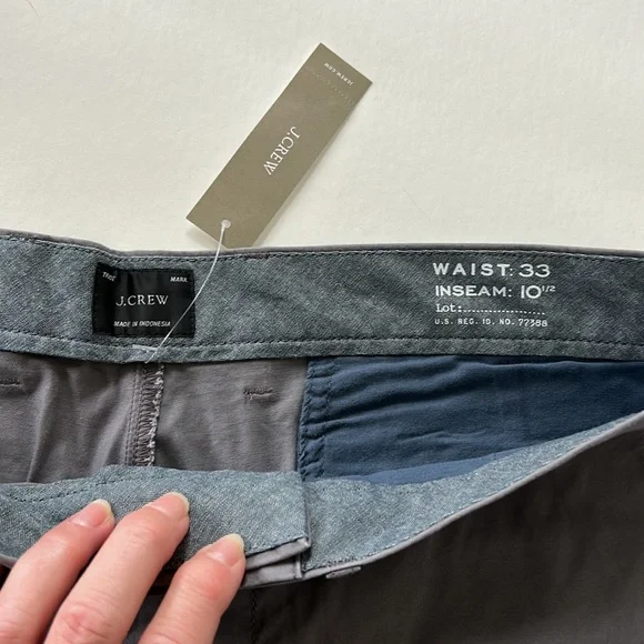 J. Crew Men’s 10 1/2” Stretch Chino Short - Picture 4 of 6